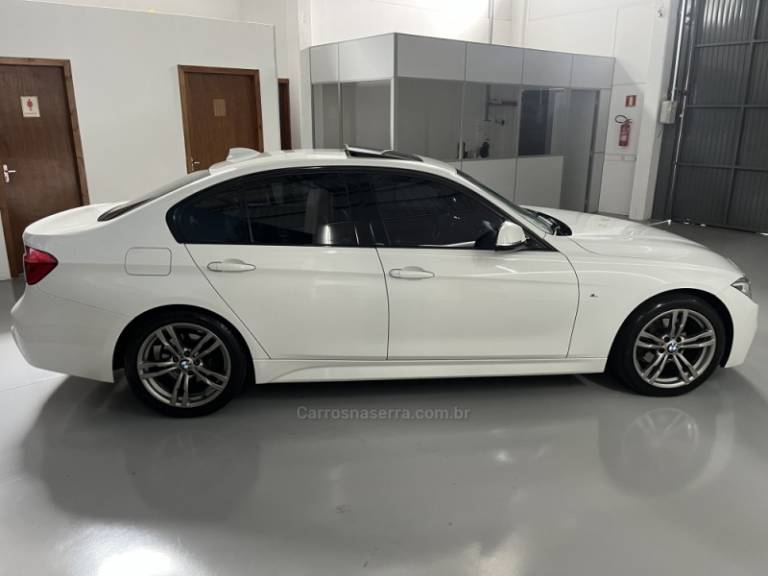 BMW - 320I - 2017/2017 - Branca - R$ 129.900,00