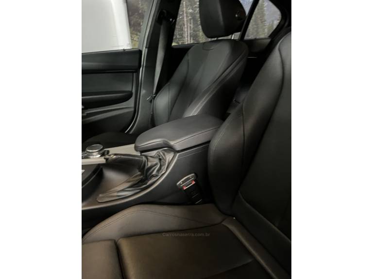 BMW - 320I - 2017/2017 - Branca - R$ 129.900,00